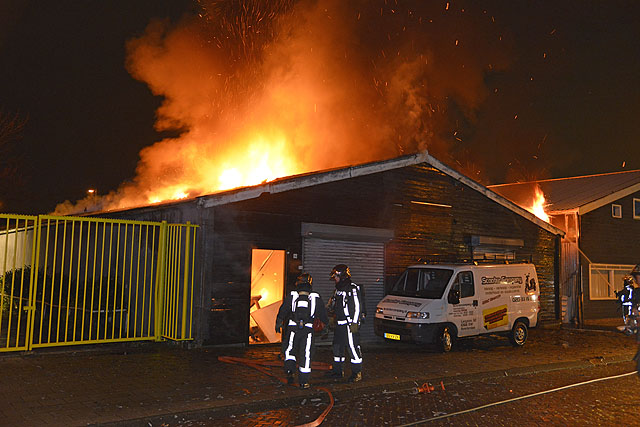 2012/272/GB 20121205 003 Zeer grote brand Langsom Amsterdam.jpg